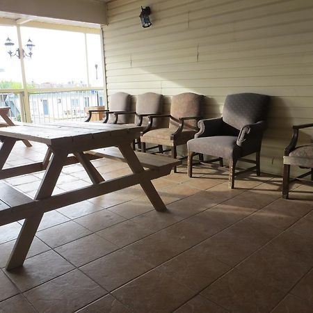 Villa Nova Motel Wasaga Beach Exterior foto