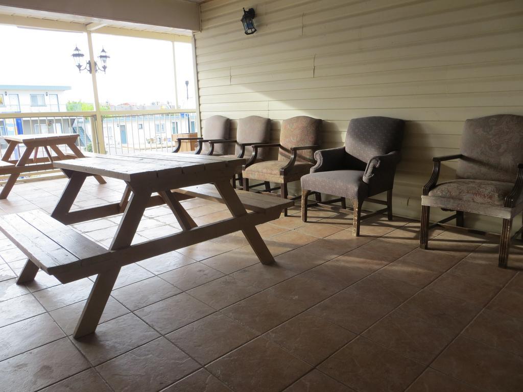 Villa Nova Motel Wasaga Beach Exterior foto